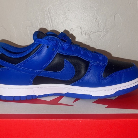 Nike cobalt Dunks - Picture 2 of 3